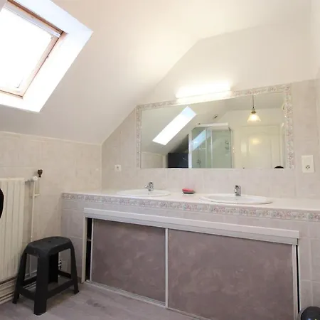 Holiday home Maison De Caractere Avec Jardin, Proche Salers, Animaux Acceptes, Wifi - Fr-1-742-593
