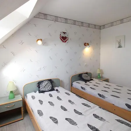 Holiday home Maison De Caractere Avec Jardin, Proche Salers, Animaux Acceptes, Wifi - Fr-1-742-593 *