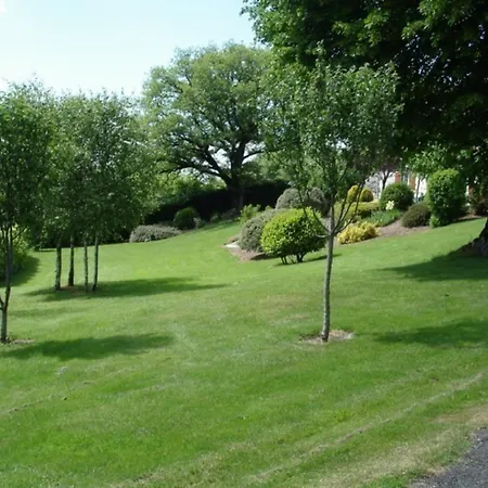 Maison De Caractere Avec Jardin, Proche Salers, Animaux Acceptes, Wifi - Fr-1-742-593 Holiday home