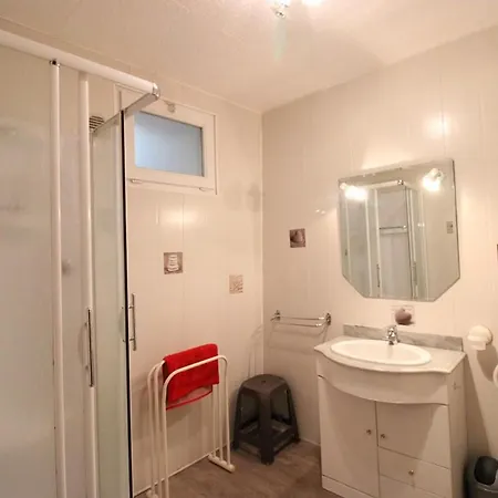 Maison De Caractere Avec Jardin, Proche Salers, Animaux Acceptes, Wifi - Fr-1-742-593 Saint-Martin-Valmeroux