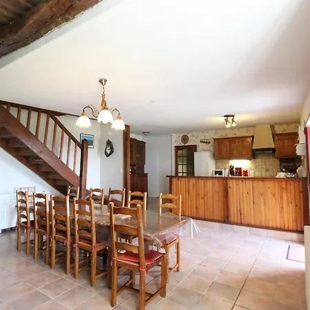 Maison De Caractere Avec Jardin, Proche Salers, Animaux Acceptes, Wifi - Fr-1-742-593 Holiday home